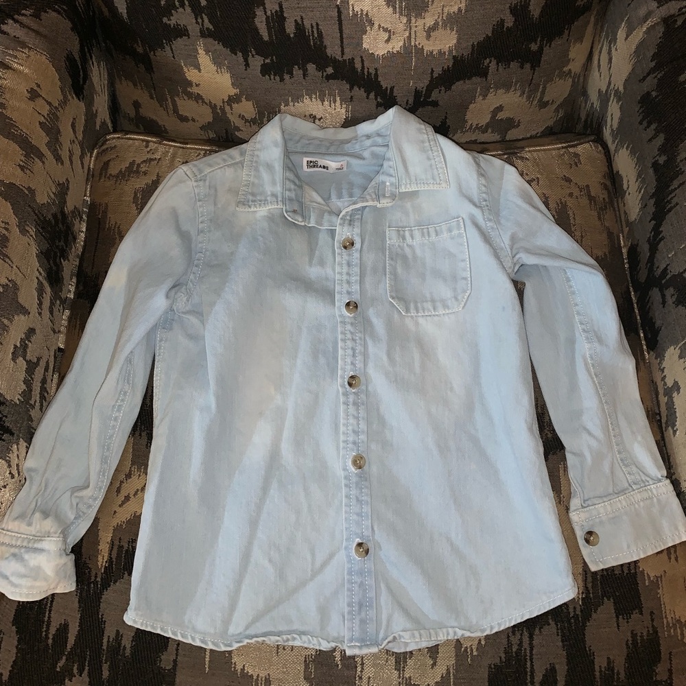 Girl Shirt/Size 5